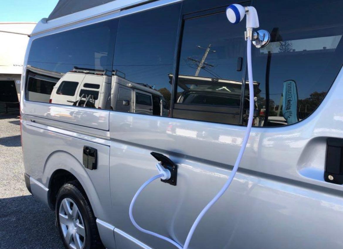 Toyota Hiace - Poptop Campervan 2012 Automatic
