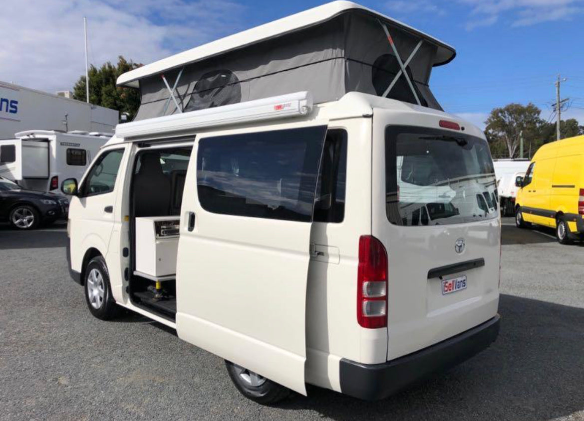 Toyota Hiace - Poptop Campervan 2007 Manual