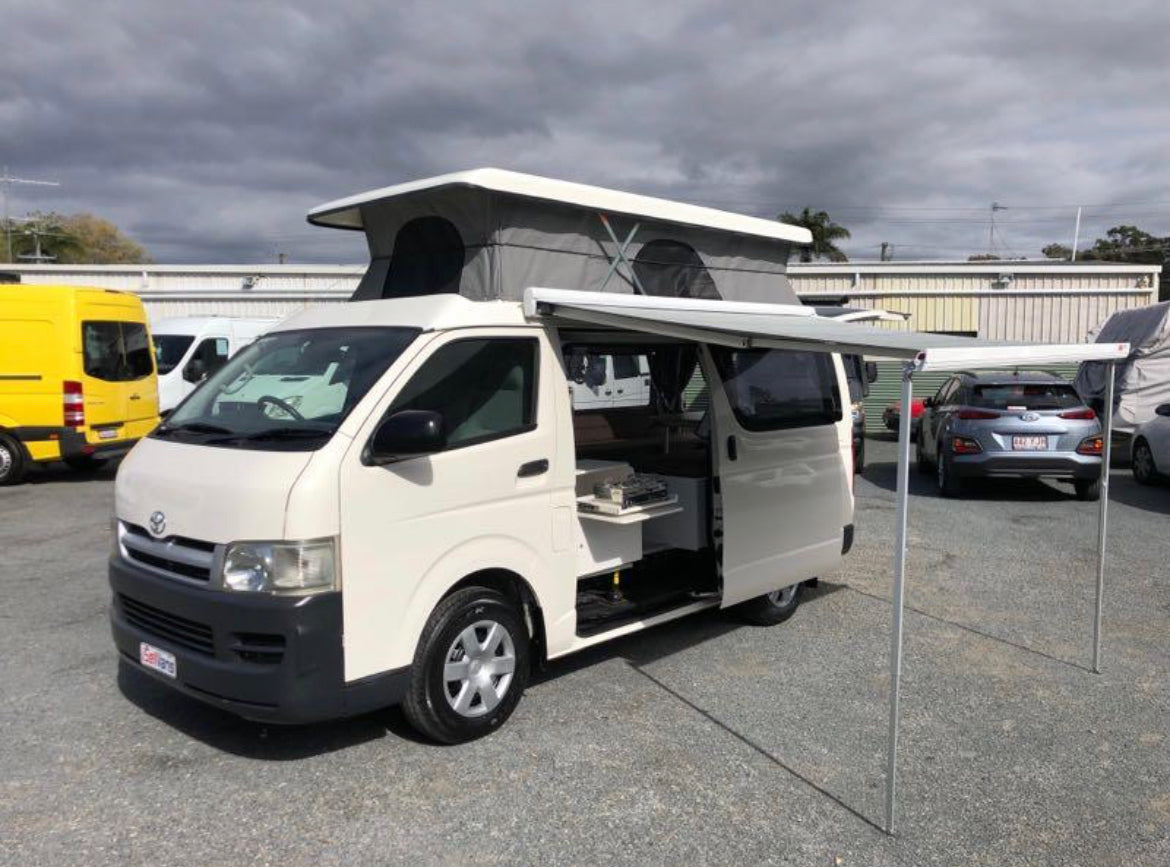 Toyota Hiace - Poptop Campervan 2007 Manual