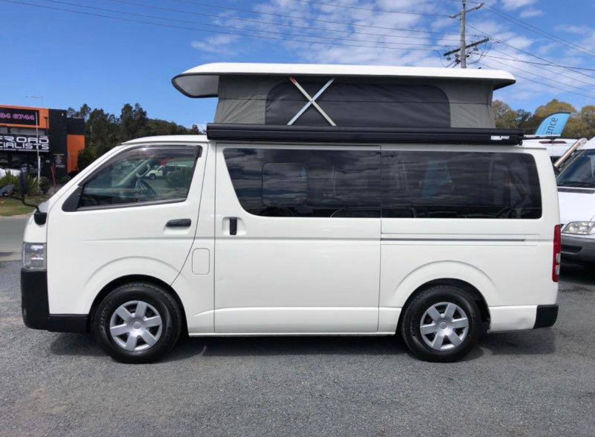 Toyota Hiace - Poptop Campervan 2016 Automatic